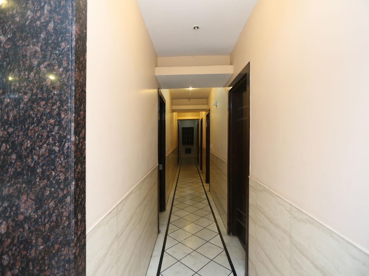Oyo 13541 Otani Hotel Delhi  Exteriör bild