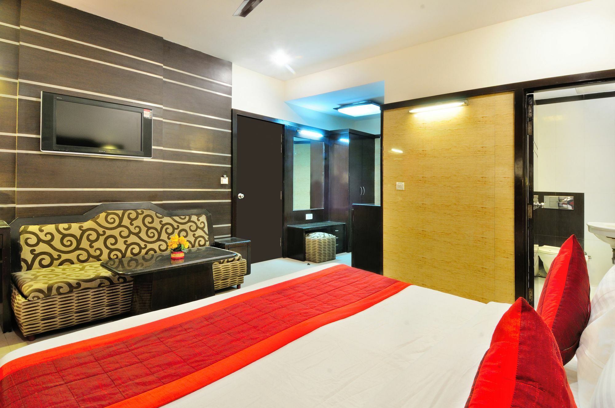 Oyo 13541 Otani Hotel Delhi  Exteriör bild